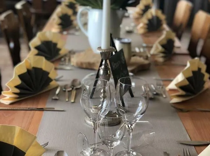 Landgasthof Bergische Rhon 게스트하우스